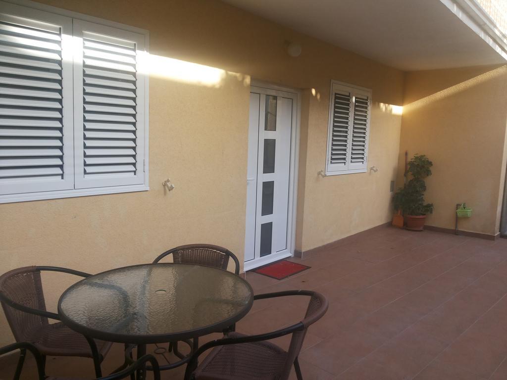 Apartments Vila Andja Sveti Stefan Zimmer foto